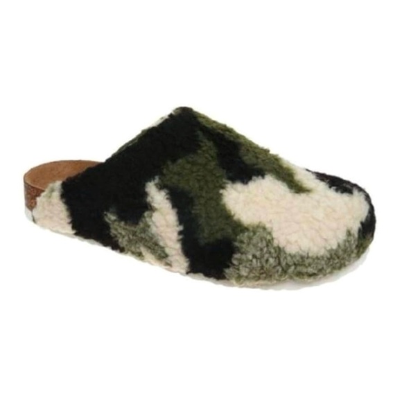 Steve Madden Camo Slippers Slip On - Picture 1 of 8